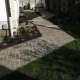 Gartenweg mit Prophyrpflaster